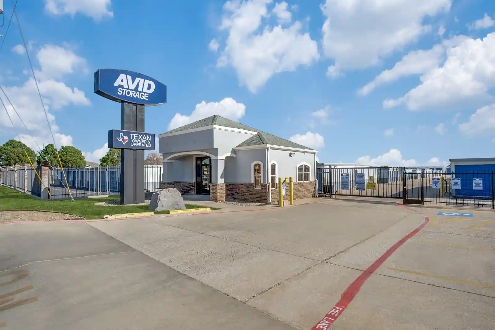 Avid Storage - Grandview