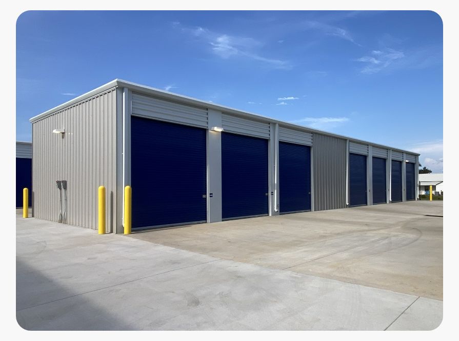 avid Storage, Drive Up, Units. 
